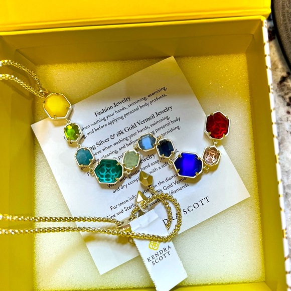 NWT Kendra Scott Darrell Necklace Ombré Stones Yellow Gold STUNNING & Amazing! - Picture 16 of 17